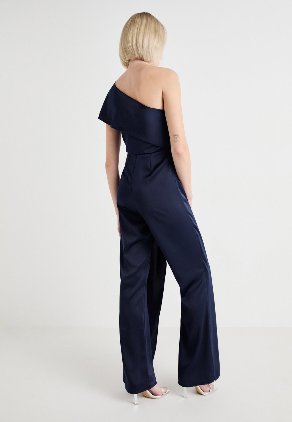 

Комбинезон RAYVEN RUFFLE DETAIL WAL G., темно-синий