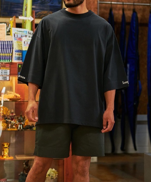 

Футболка Heavy Smith GDS Emb SS Tee Sunny Smith, кремовый