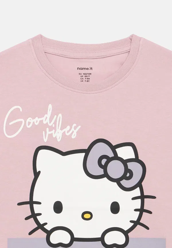Футболка с принтом Name It Nkfdykaja hello print t-shirt, светло-розовый — фото 4