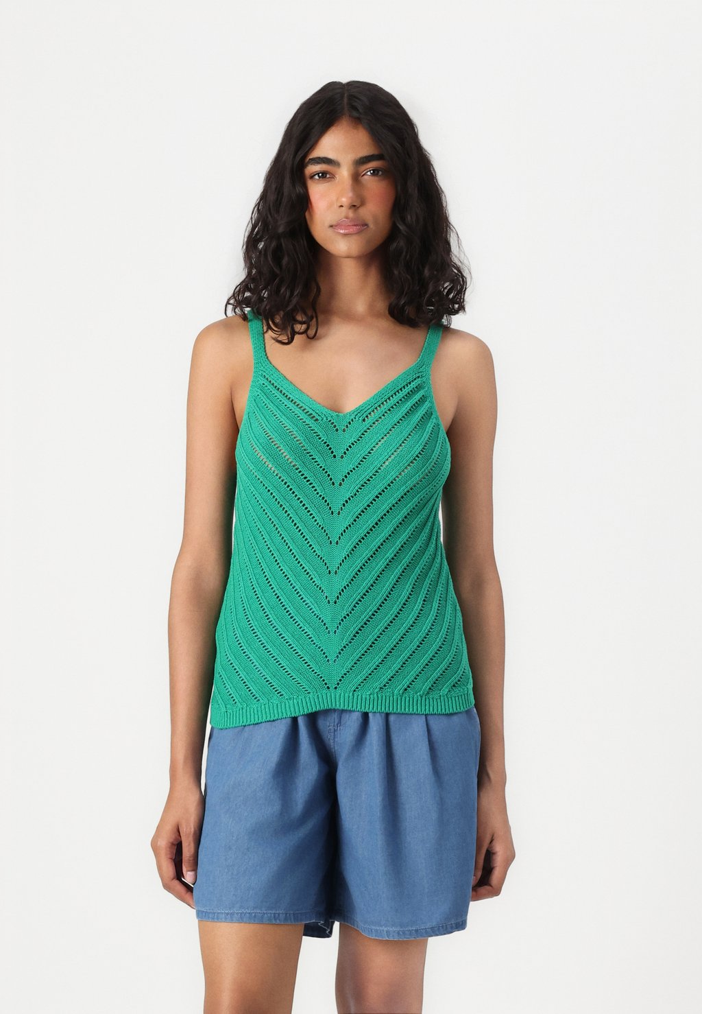 

Топ VMPERU V NECK Vero Moda, зеленый