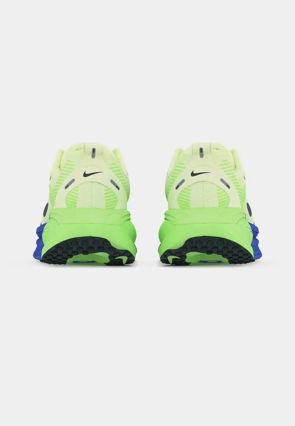 Кроссовки для бега по шоссе vomero 18 Nike Performance, White/Black Spruce/Volt Tint/Sapphire/Lime Blast — фото 4