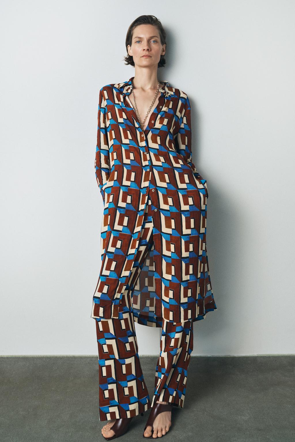 

Длинная рубашка с принтом ZARA, цвет Printed