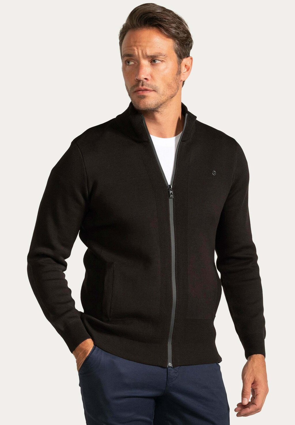 

Кардиган MODERN FIT MOLINE TYPE Jacey Quinn, черный