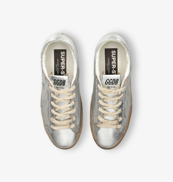 Низкие кроссовки Superstar 70100 из металлизированной кожи Golden Goose, серебряный — фото 2