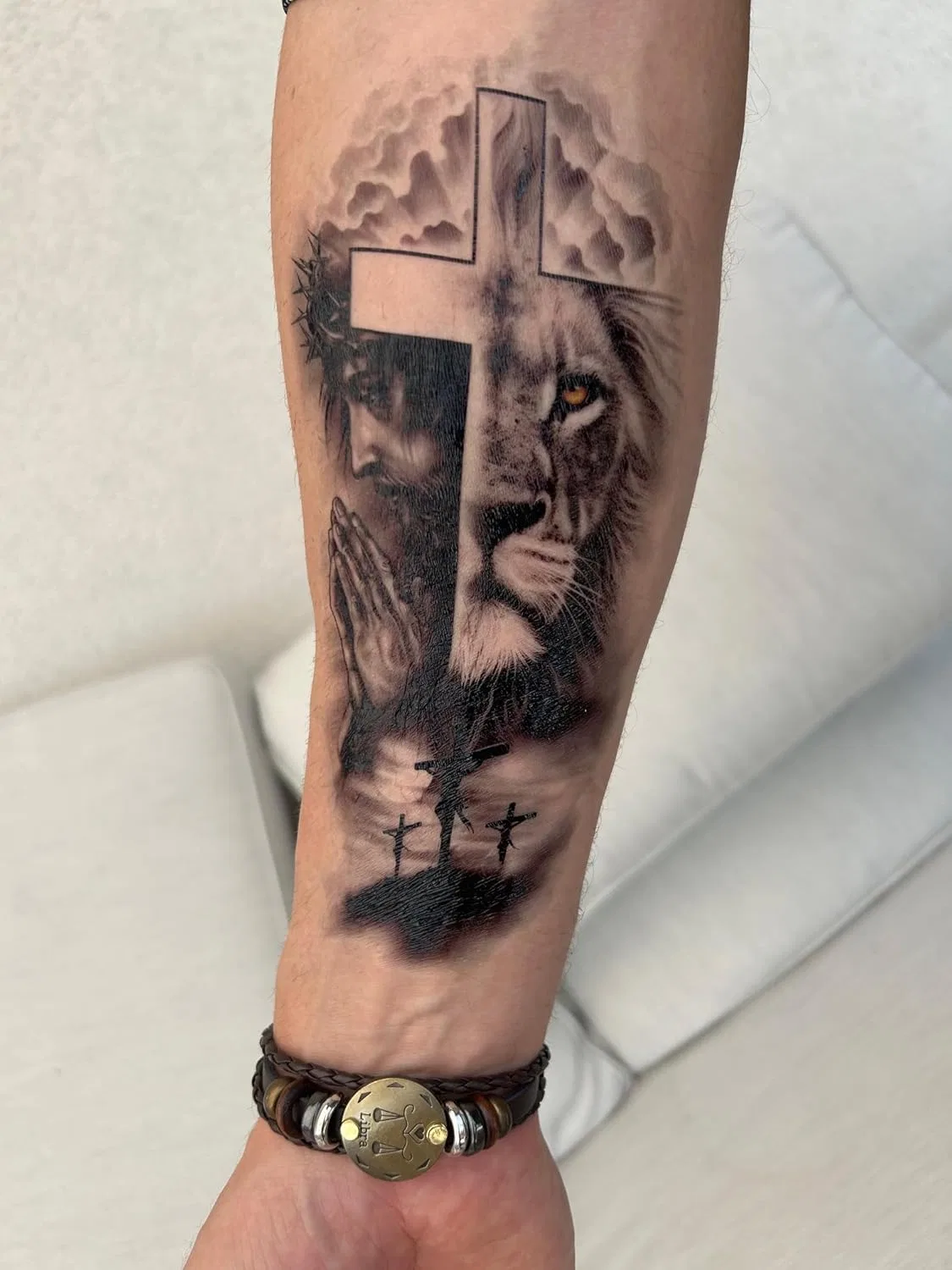 Временные татуировки с львом, Иисусом и крестом XQB380 Beyondtattoos — фото 3