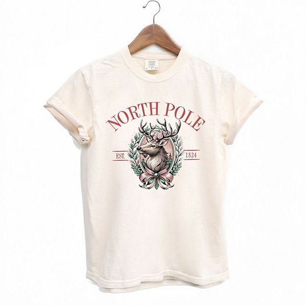 

North Pole Reindeer овальный венок футболка garment dyed Simply Sage Market, Ivory