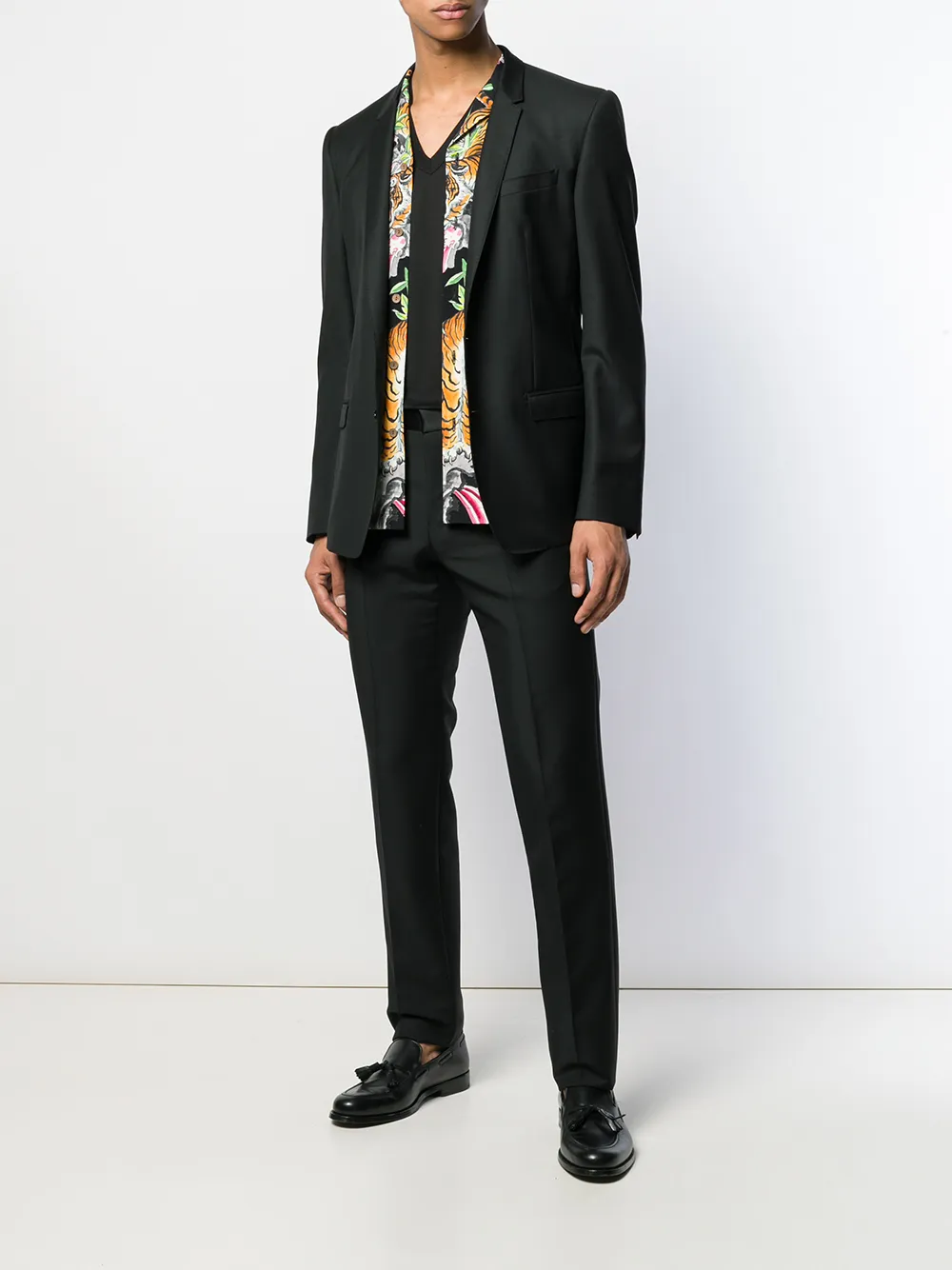 Футболка с V-образным вырезом DOLCE & GABBANA, черный — фото 2