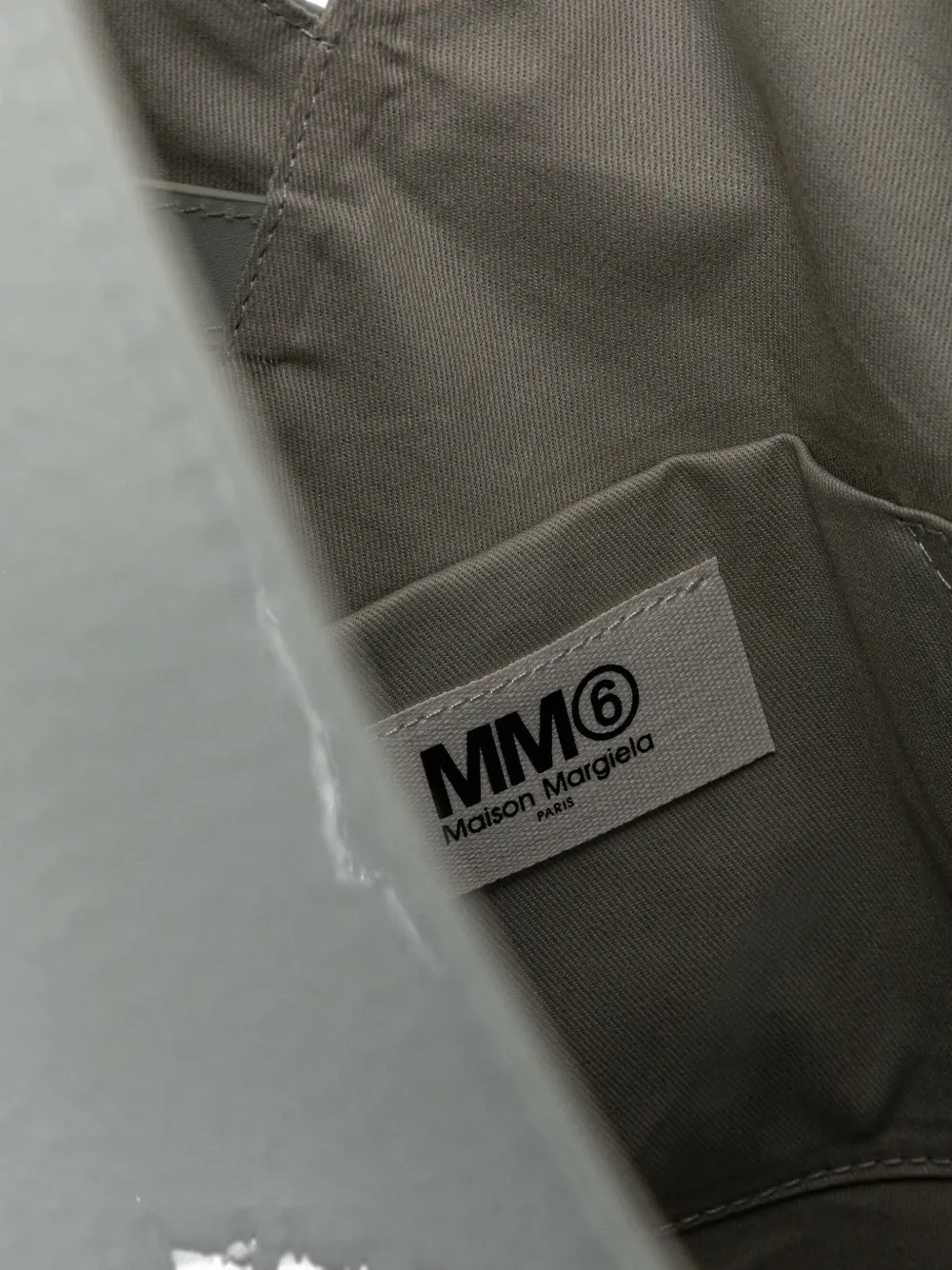 

Кожаная сумка-тоут MM6 Maison Margiela, серый