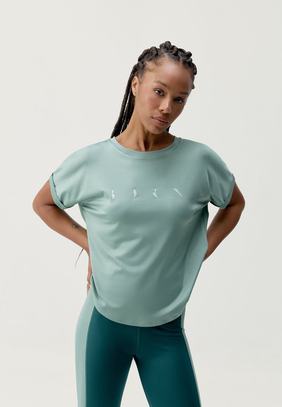 

Футболка Born Living Yoga AZAMI, Verde Claro/Light Green