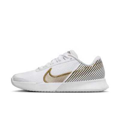 

Кроссовки Nike NikeCourt Vapor Pro 2, цвет White/Grand Purple/Metallic Gold Grain