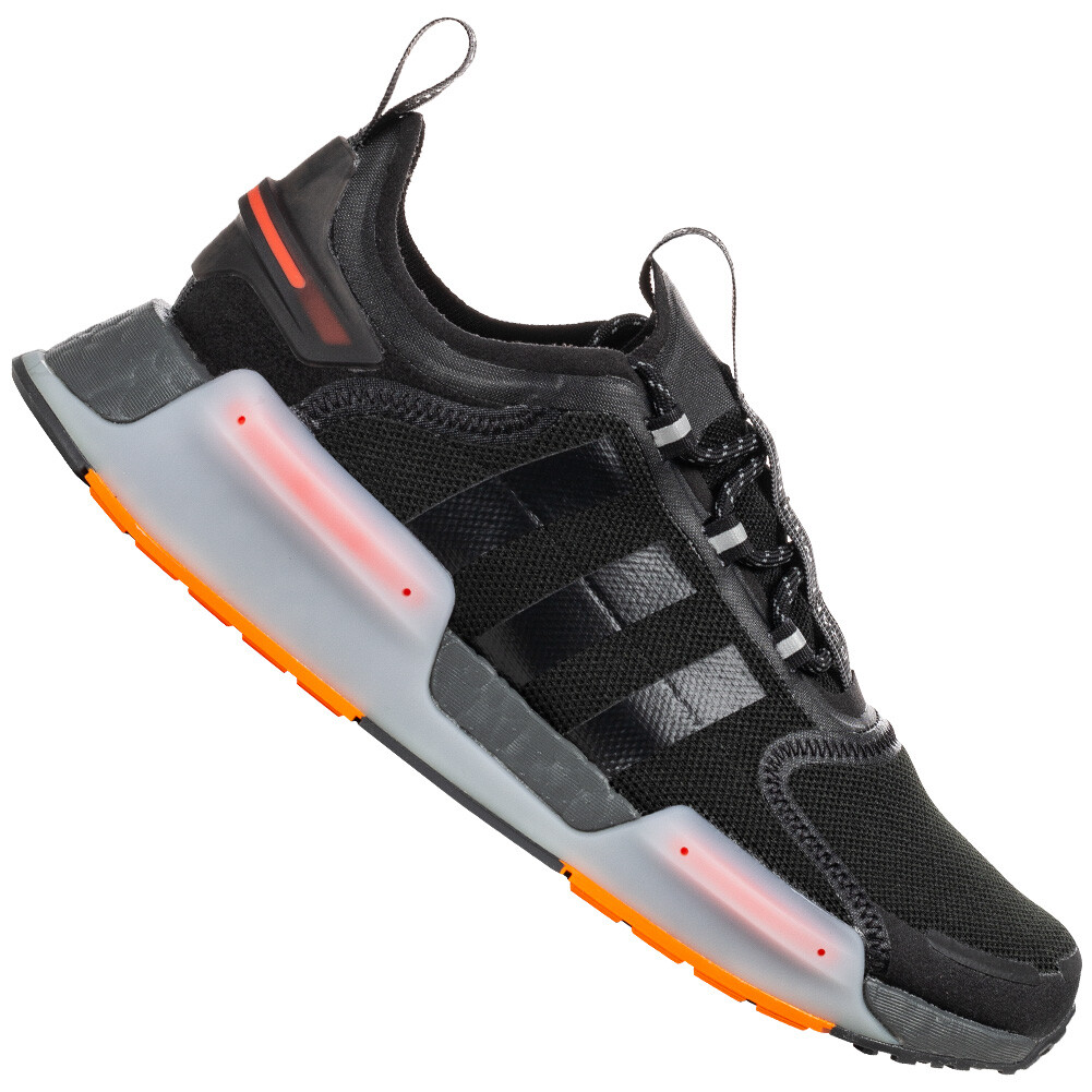 

Мужские кроссовки Adidas Originals NMD_V3, Серый, Мужские кроссовки Adidas Originals NMD_V3