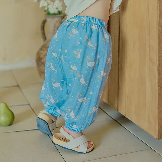 Детские брюки Фонди от Littletini
