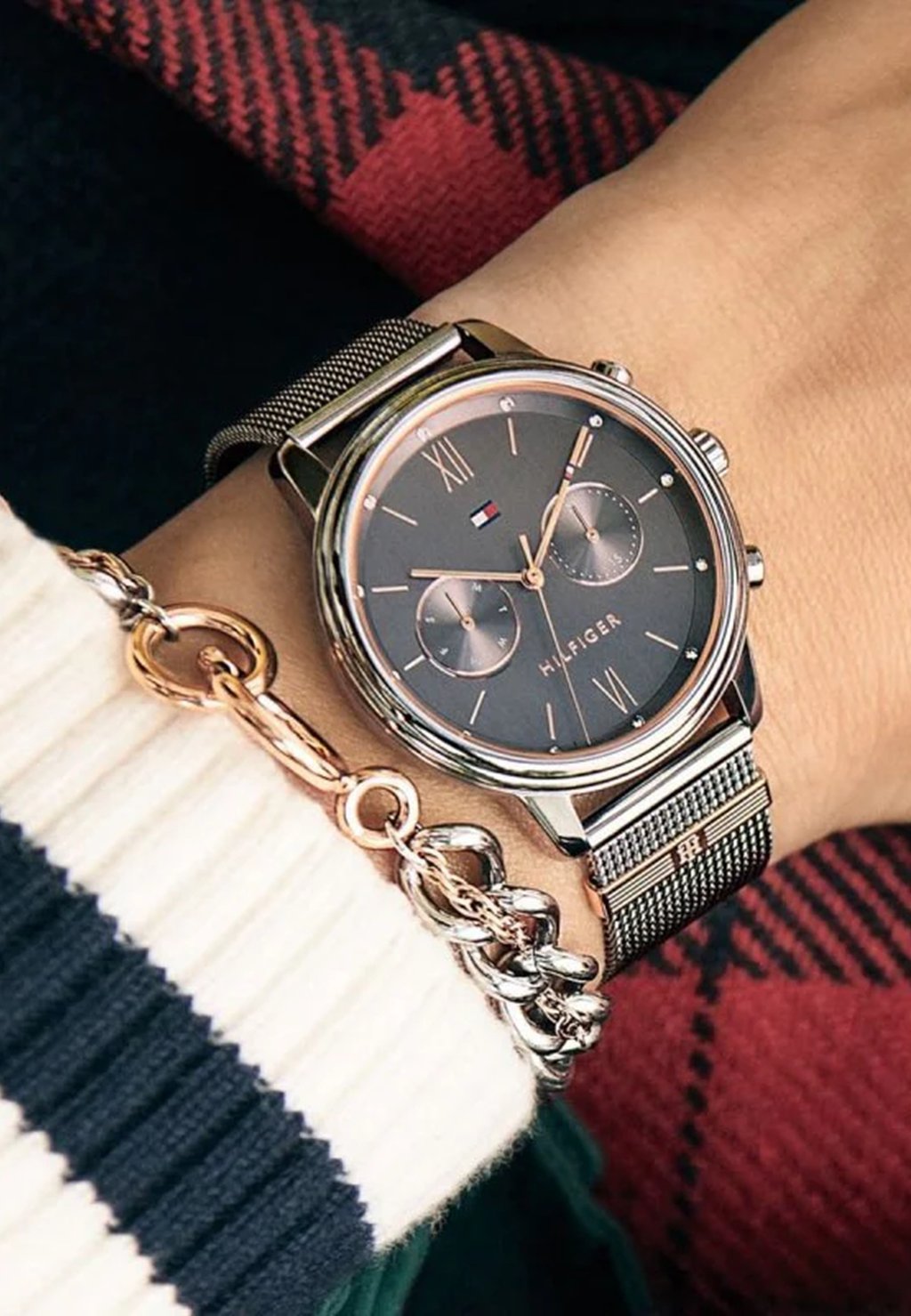 

Часы Tommy Hilfiger, серый