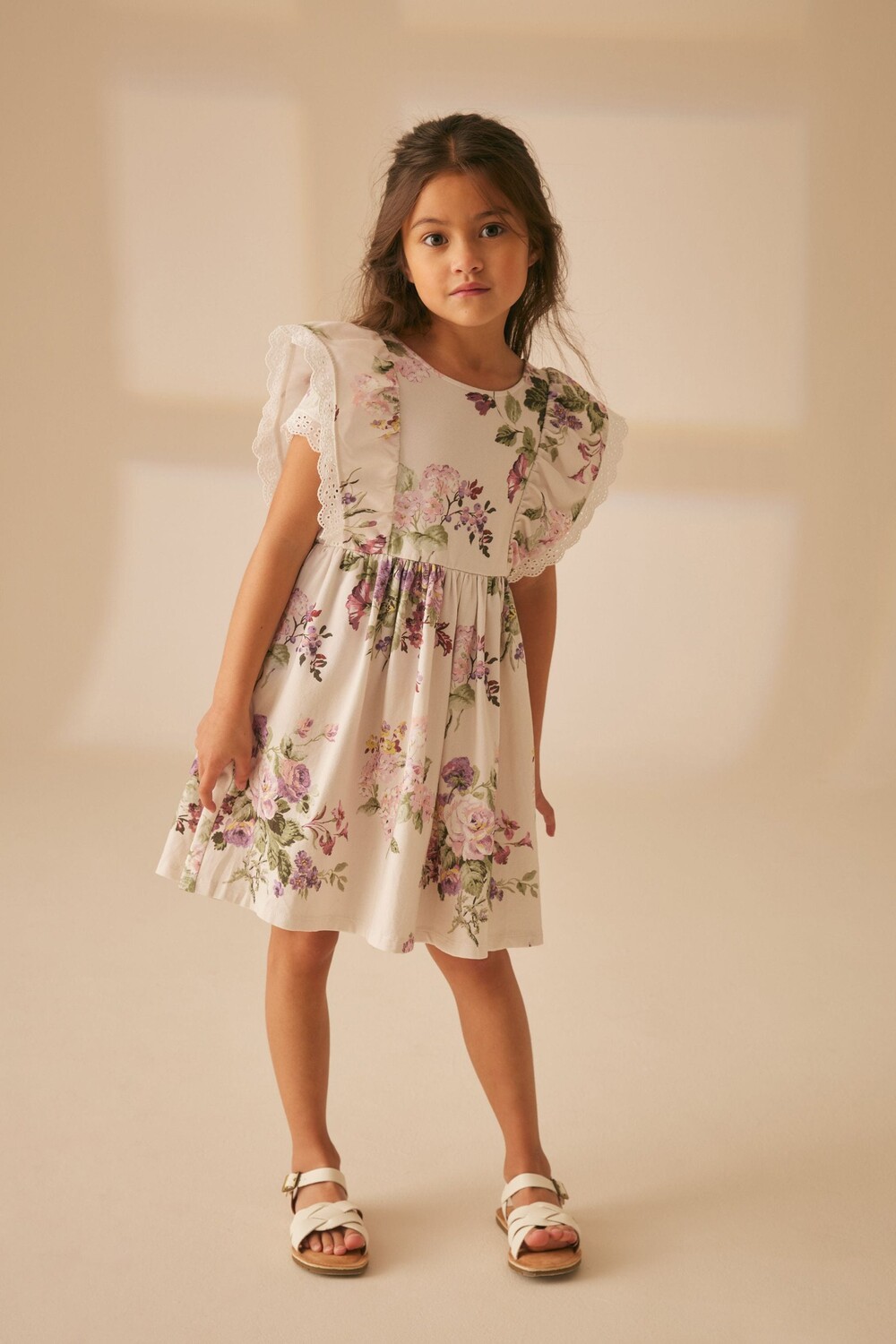 

Платье Rosemore из джерси с оборками Laura Ashley, бежевый