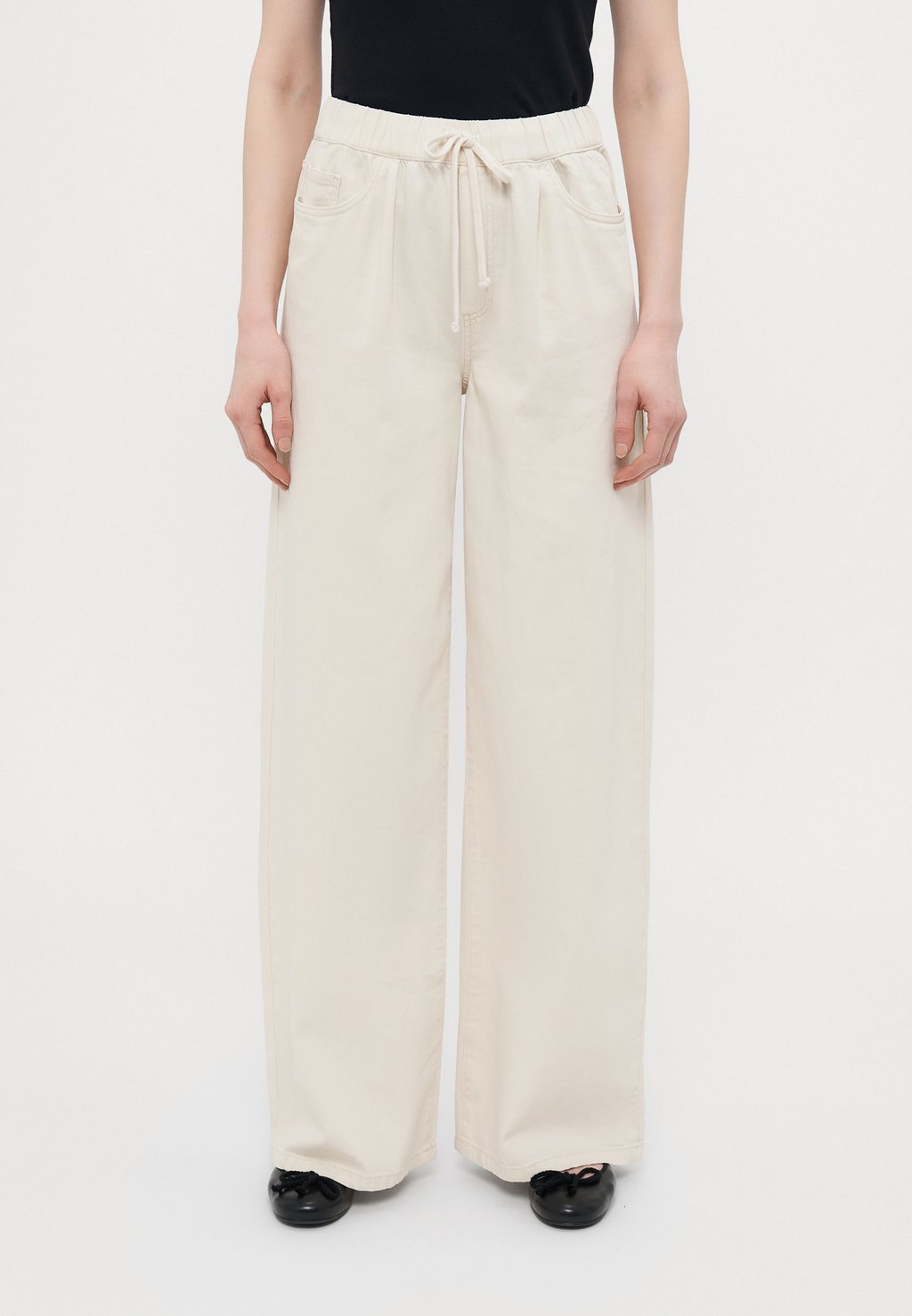 

Джинсы свободного кроя VMVALERIA STRING STRAIGHT Vero Moda Tall, кремовый
