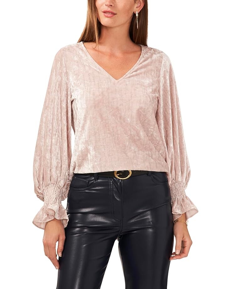 

Футболка Vince Camuto V-Neck Bloosan Sleeve Blouse, цвет Elegant Pearl