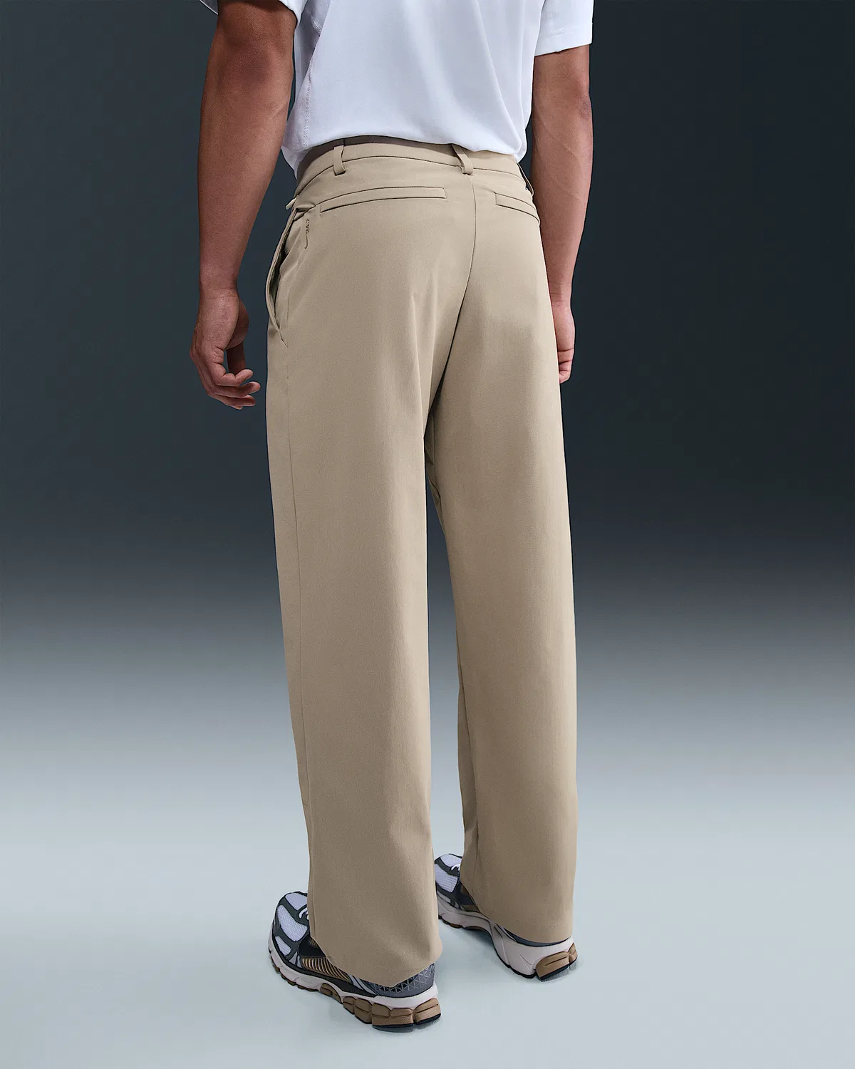 Мужские брюки чинос Nike 24.7 PerfectStretch Dri-FIT свободного кроя, Desert Khaki/Khaki — фото 3