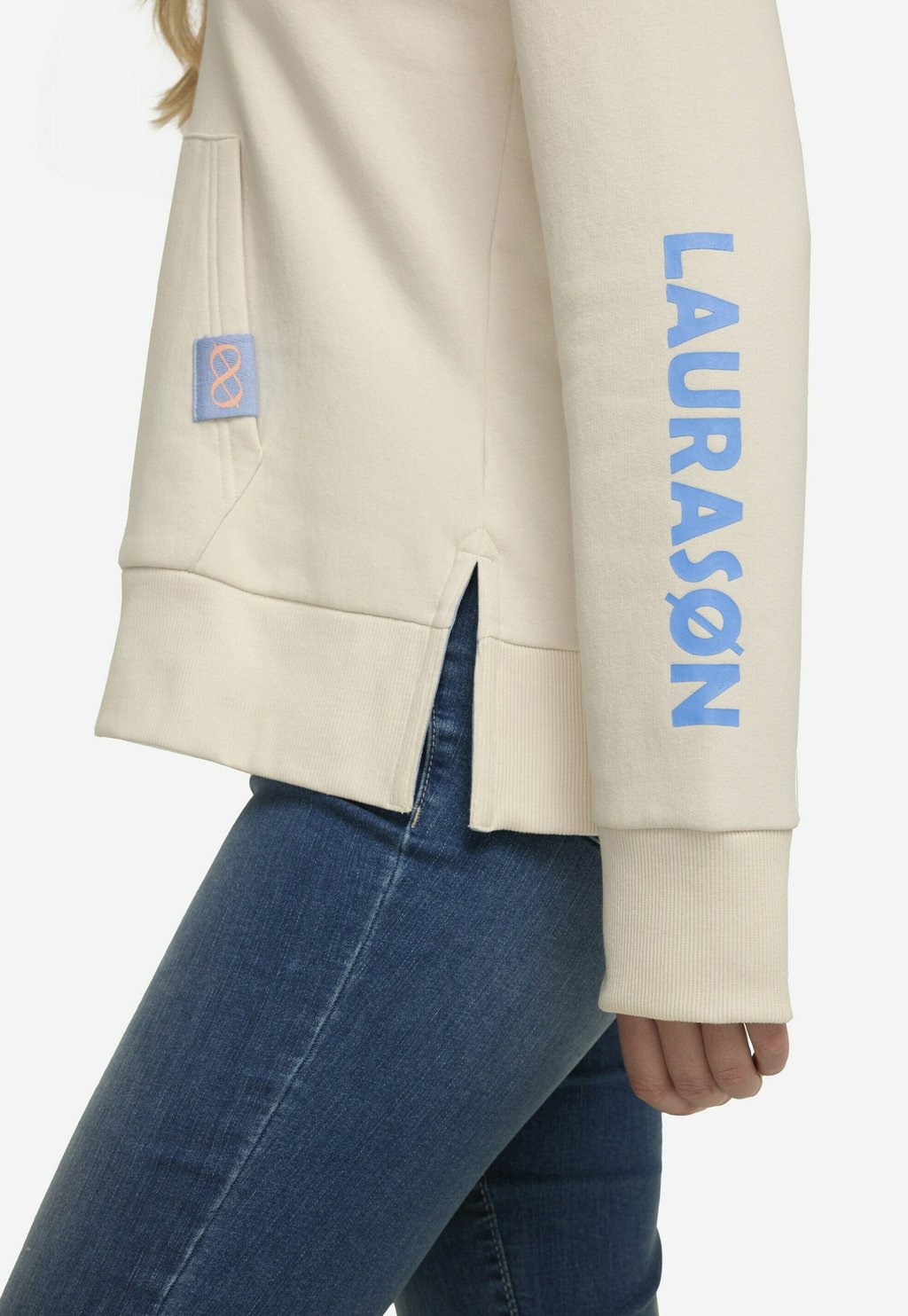 

Толстовка с капюшоном KÄNGURU LAURASØN, бежевый