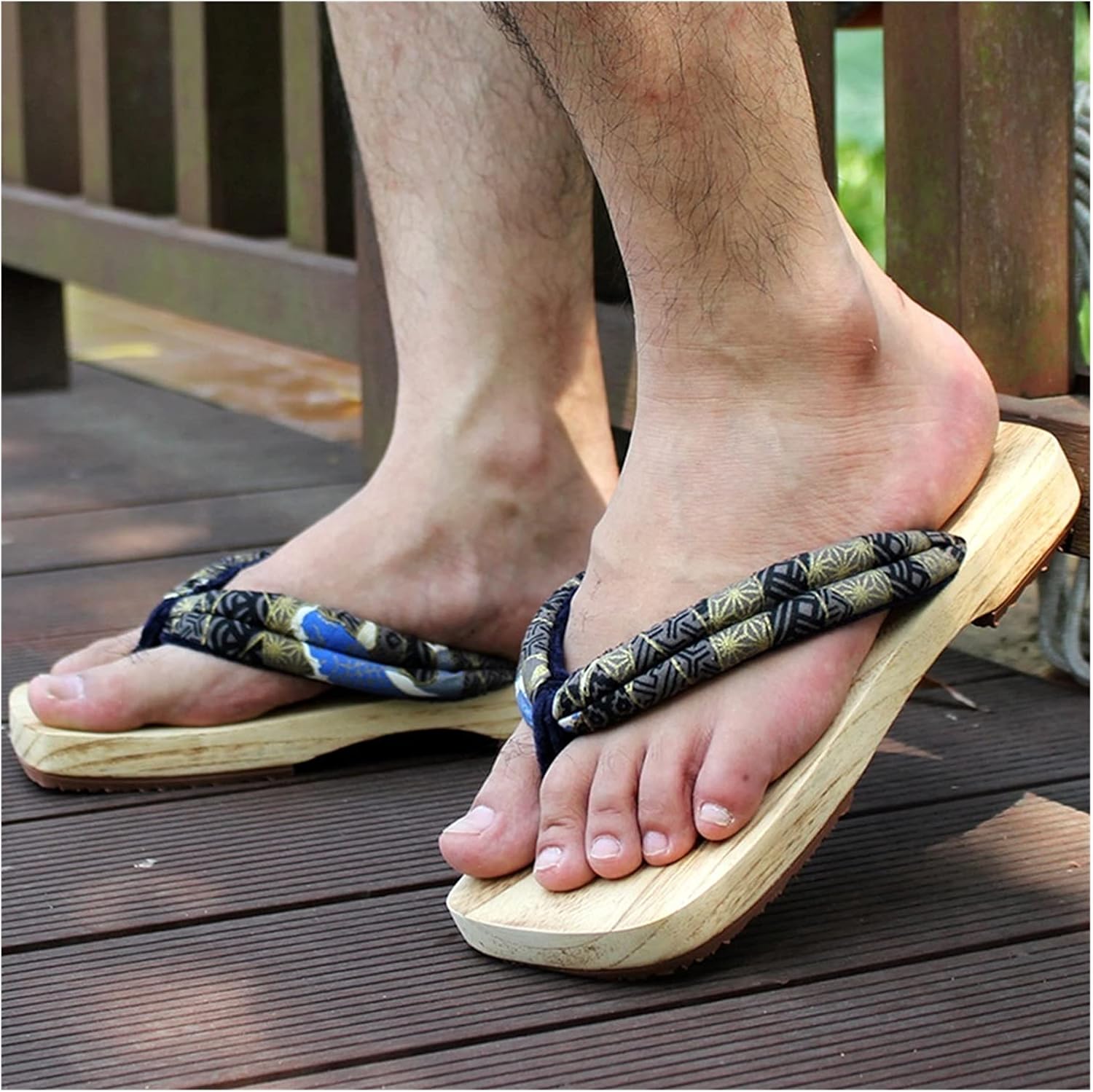 

Тапочки YXCKG для мужчин и женщин, традиционные японские деревянные сабо-шлепанцы в стиле кимоно, мужские сандалии-шлепанцы, летние пляжные тапочки унисекс (размер: E-EUR40-41), белый