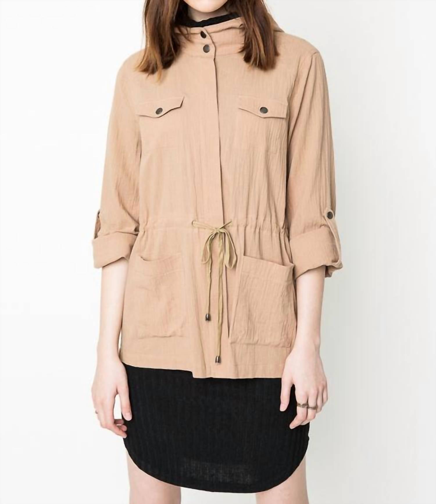 

Легкая куртка-карго с капюшоном бежевого цвета Hayden La, бежевый