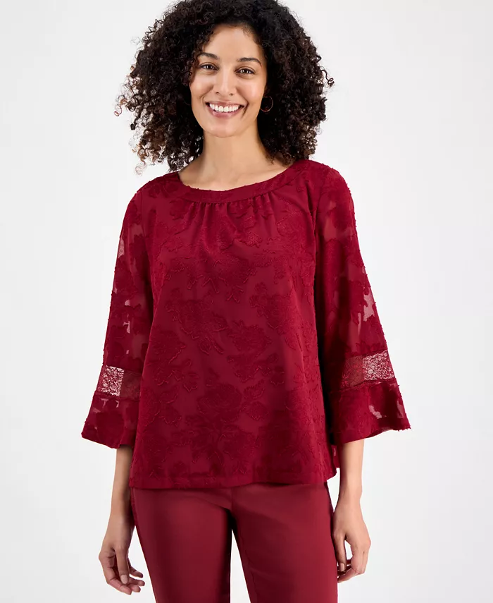 

Миниатюрная жаккардовая блузка с кружевной вставкой JM Collection, красный