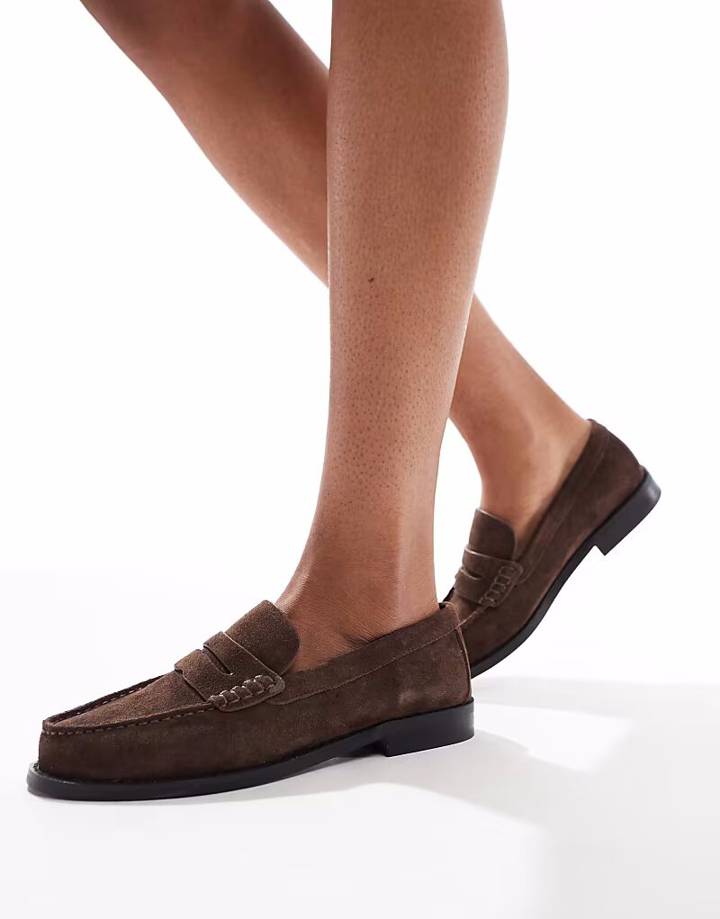 лоферы schuh Lillian из коричневой замши