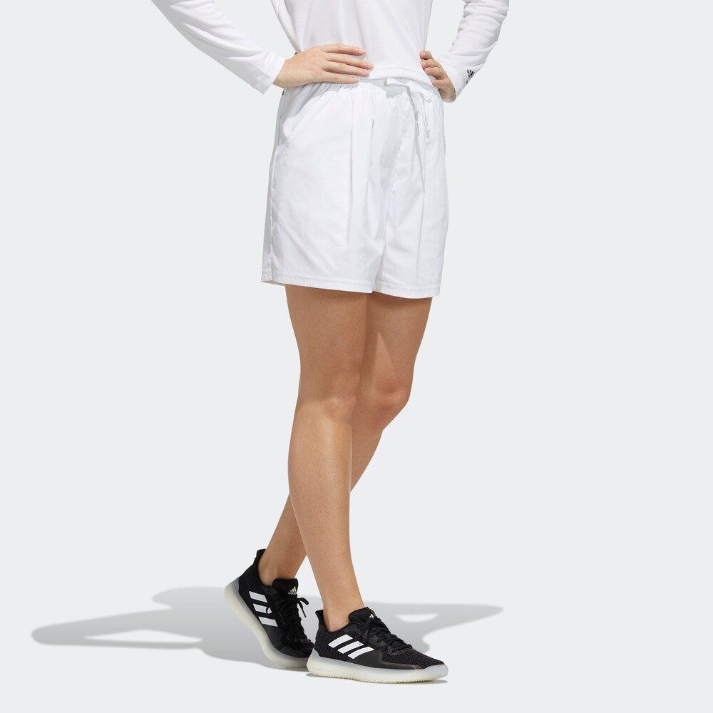 

Повседневные шорты женские белые Adidas
