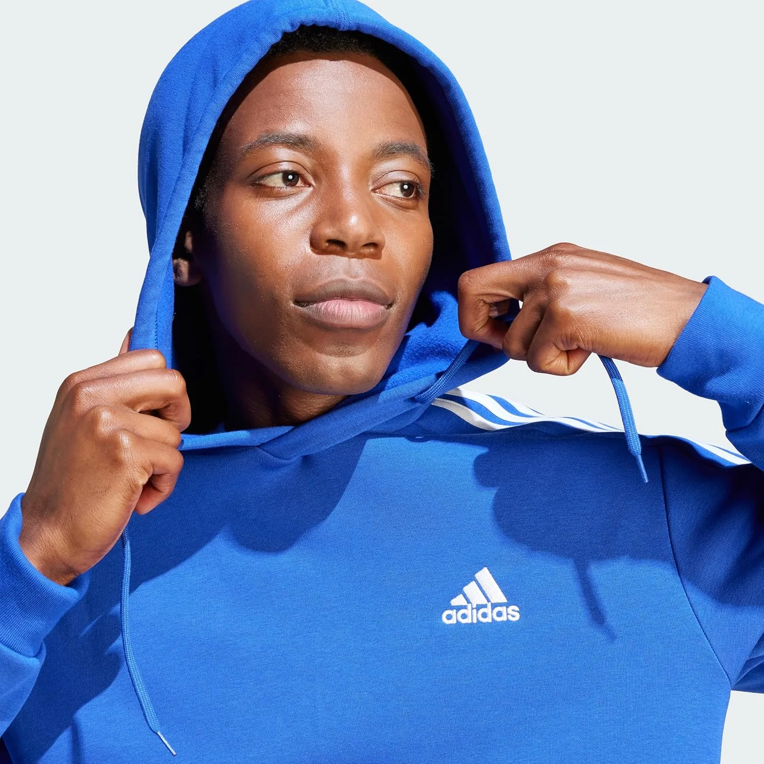Толстовка Adidas Men's Essentials Fleece с капюшоном и 3 полосками, синий — фото 3