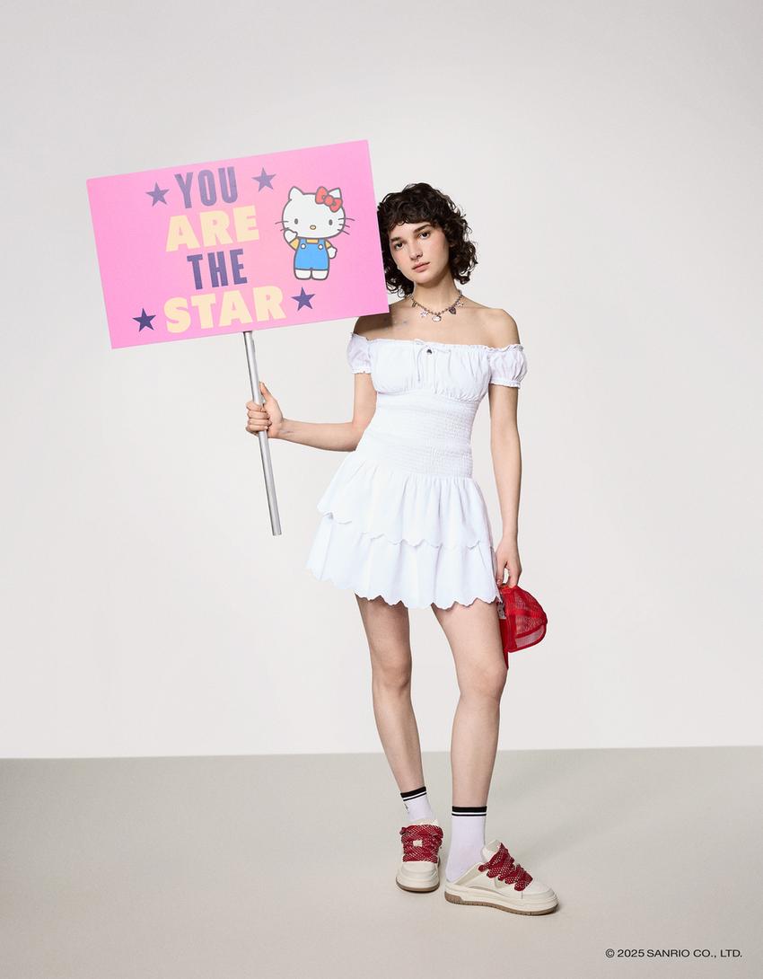 

Платье Hello Kitty Bershka, белый