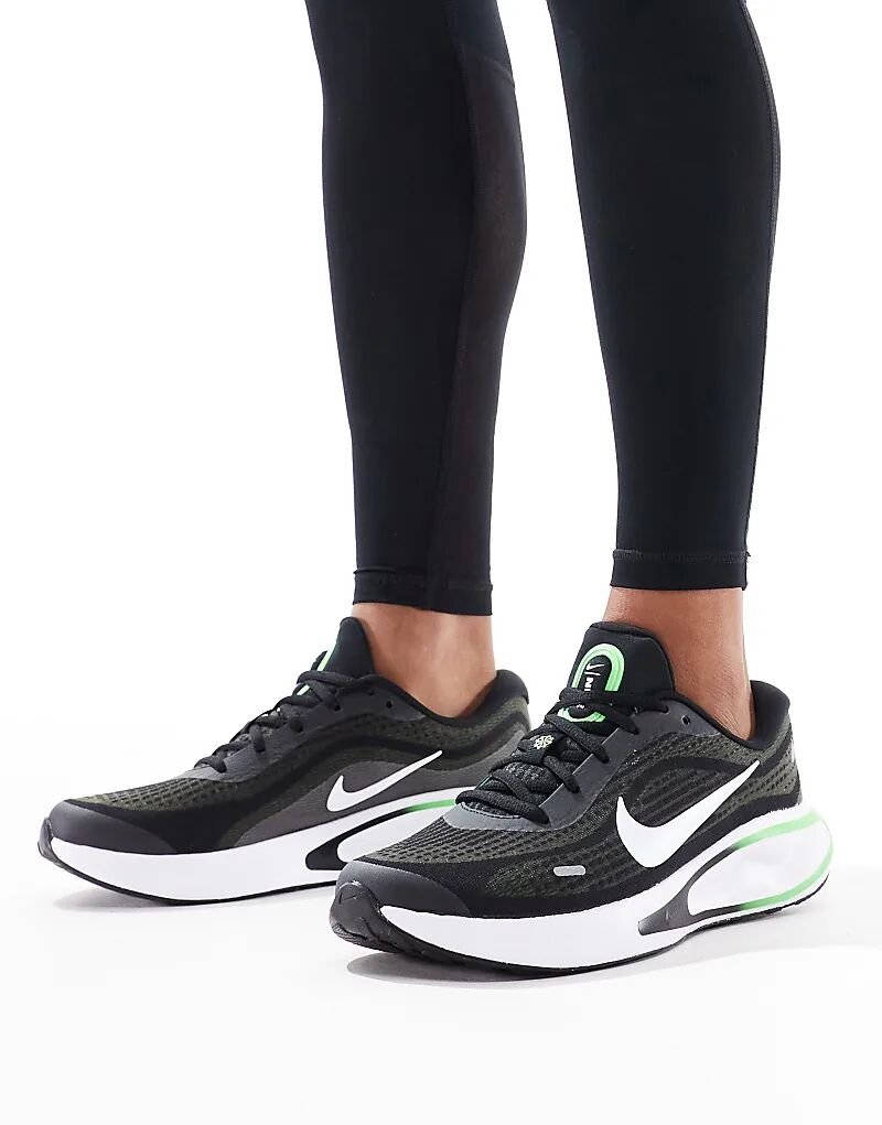 

Кроссовки для бега Nike Running Journey Run черного и зеленого цветов