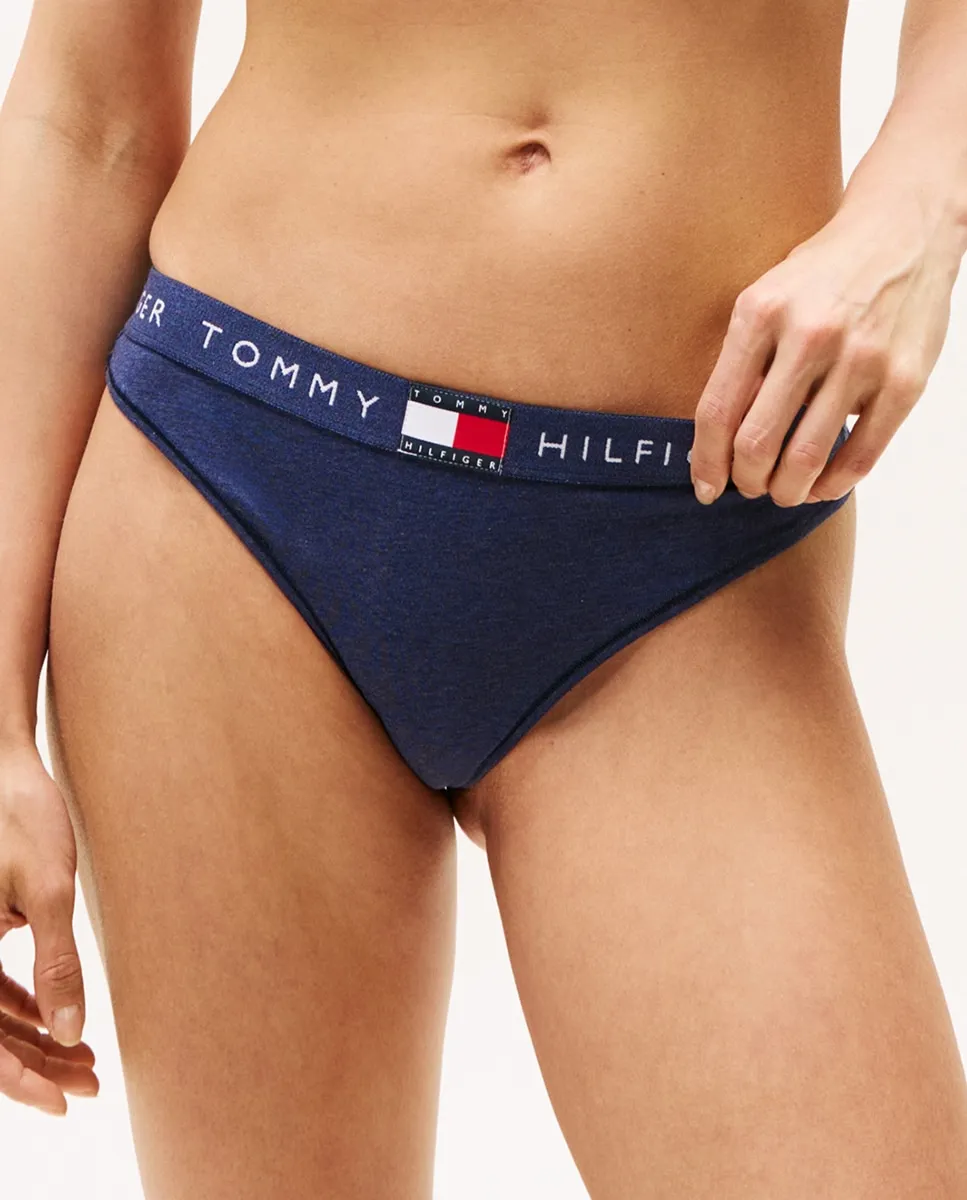 

Базовые микрофибровые стринги Tommy Hilfiger, черный