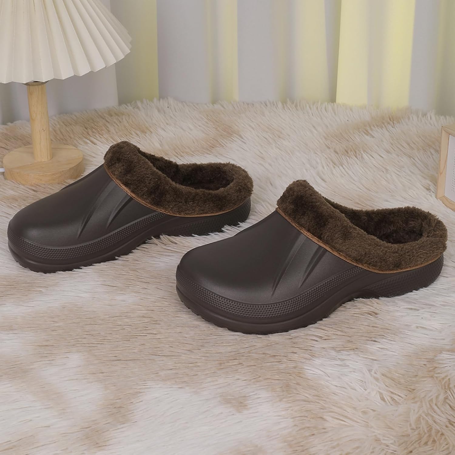 YUKTOPA Unisex из искусственной меховой подкладки- зимняя теплая обувь, слизающие водонепроницаемые домашние тапочки, легкие садовые сабо, мулы для пляжа во дворе, коричневый — фото 2