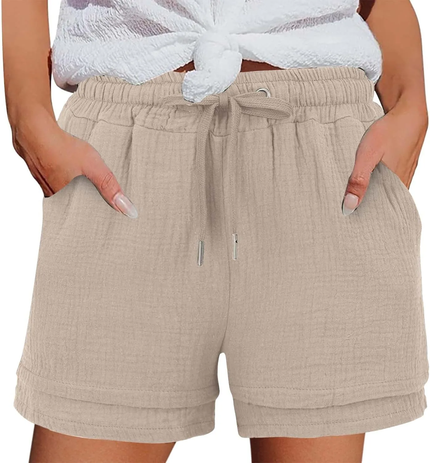 

Женские карго-шорты с плиссировкой и широкими штанинами