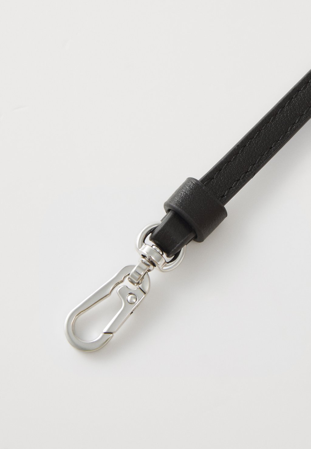 

Сумка SIGNATURE NANO BAG KARL LAGERFELD, черный