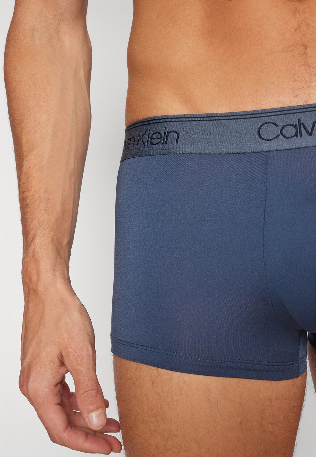

Трусики STRETCH LOW RISE TRUNK 3 PACK Calvin Klein, темно-синий