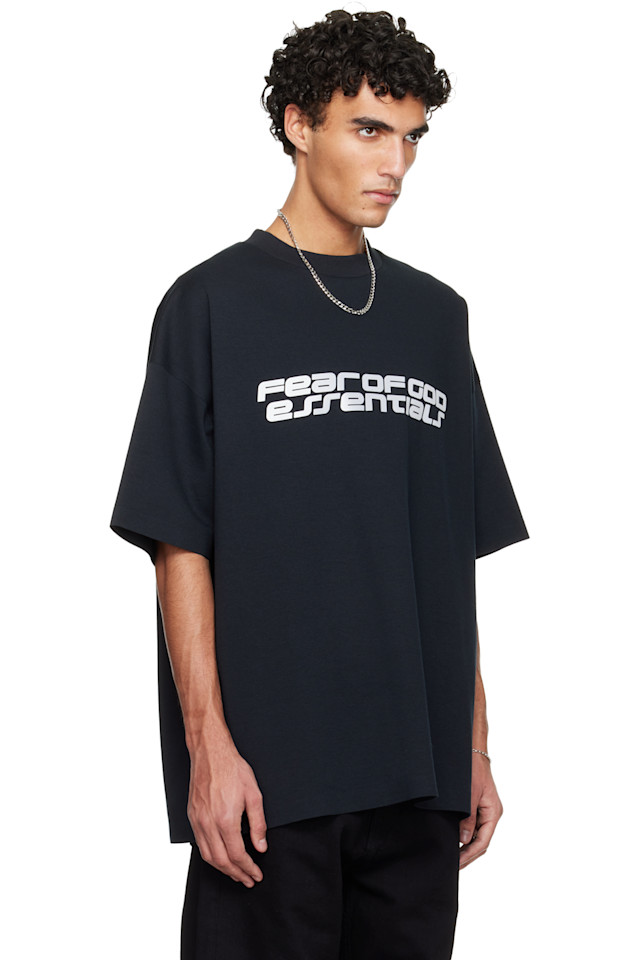 Fear Of God Essentials Черная праздничная футболка из трикотажа в стиле 90-х — фото 2