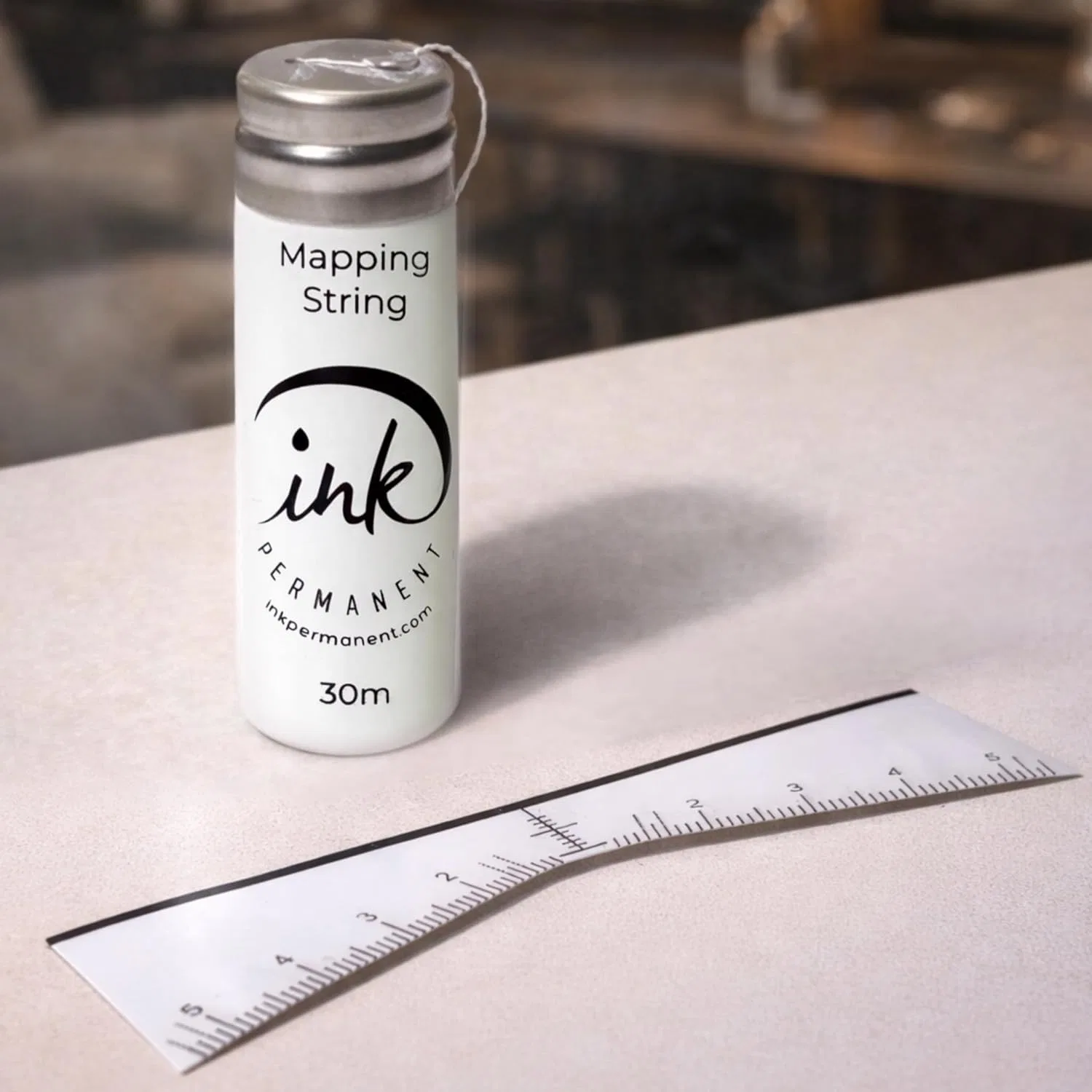 Набор для макияжа бровей Ink Permanent с нитью 30 м, белым маркером 2 шт. и гибкой линейкой 50 шт., белый — фото 2
