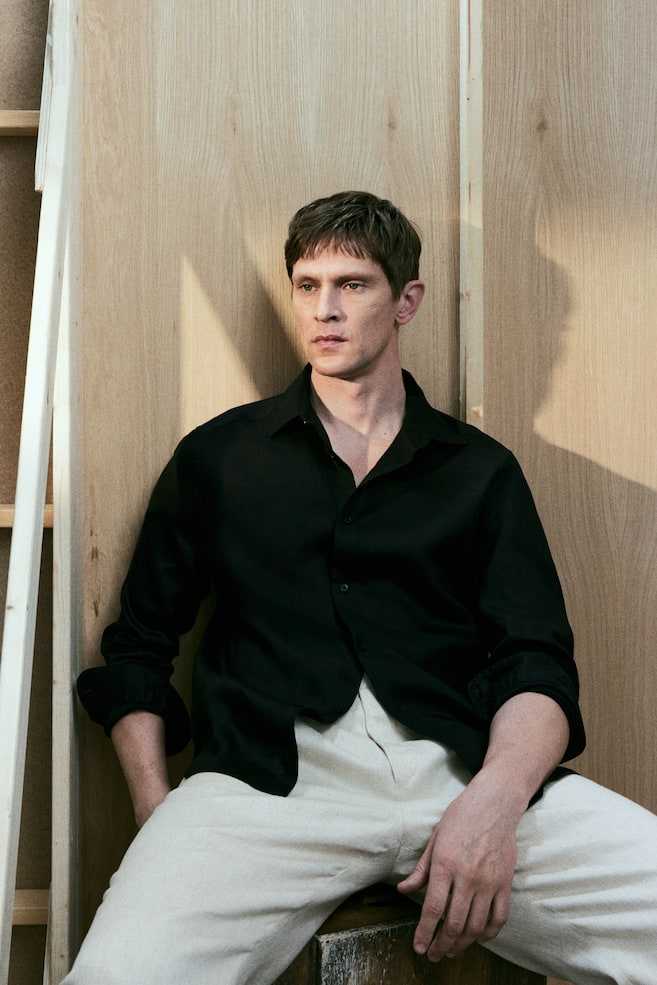 

Льняная рубашка облегающего кроя H&M, черный