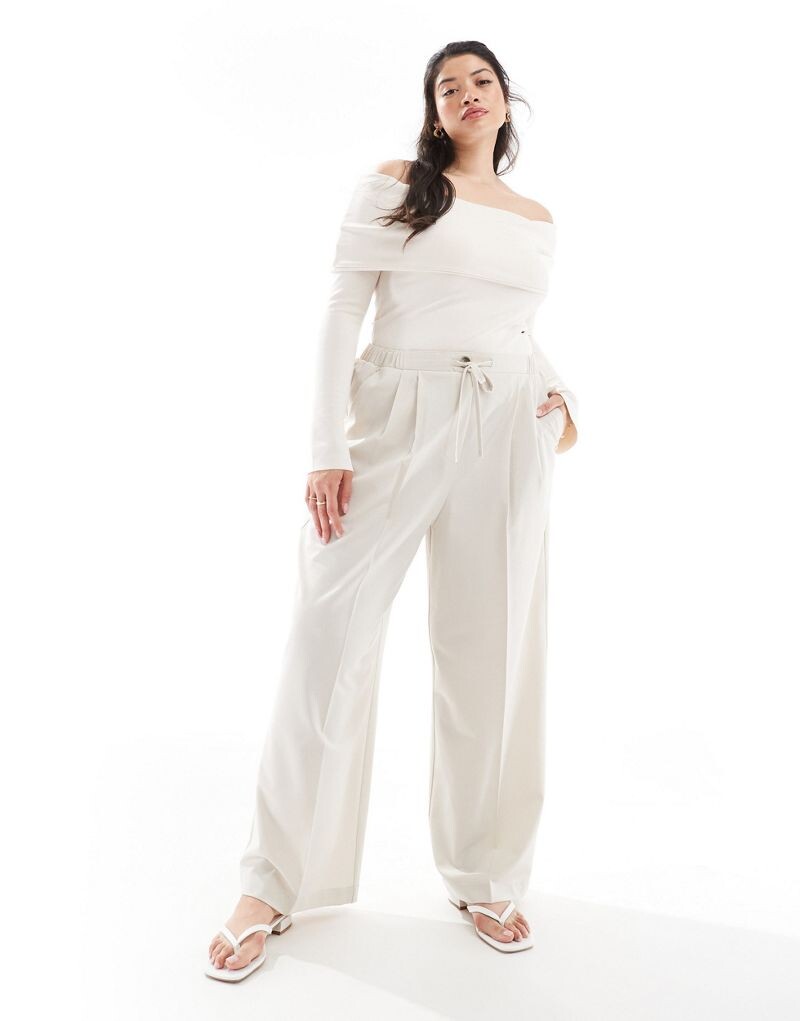 

Узкие брюки прямого кроя ASOS DESIGN Curve