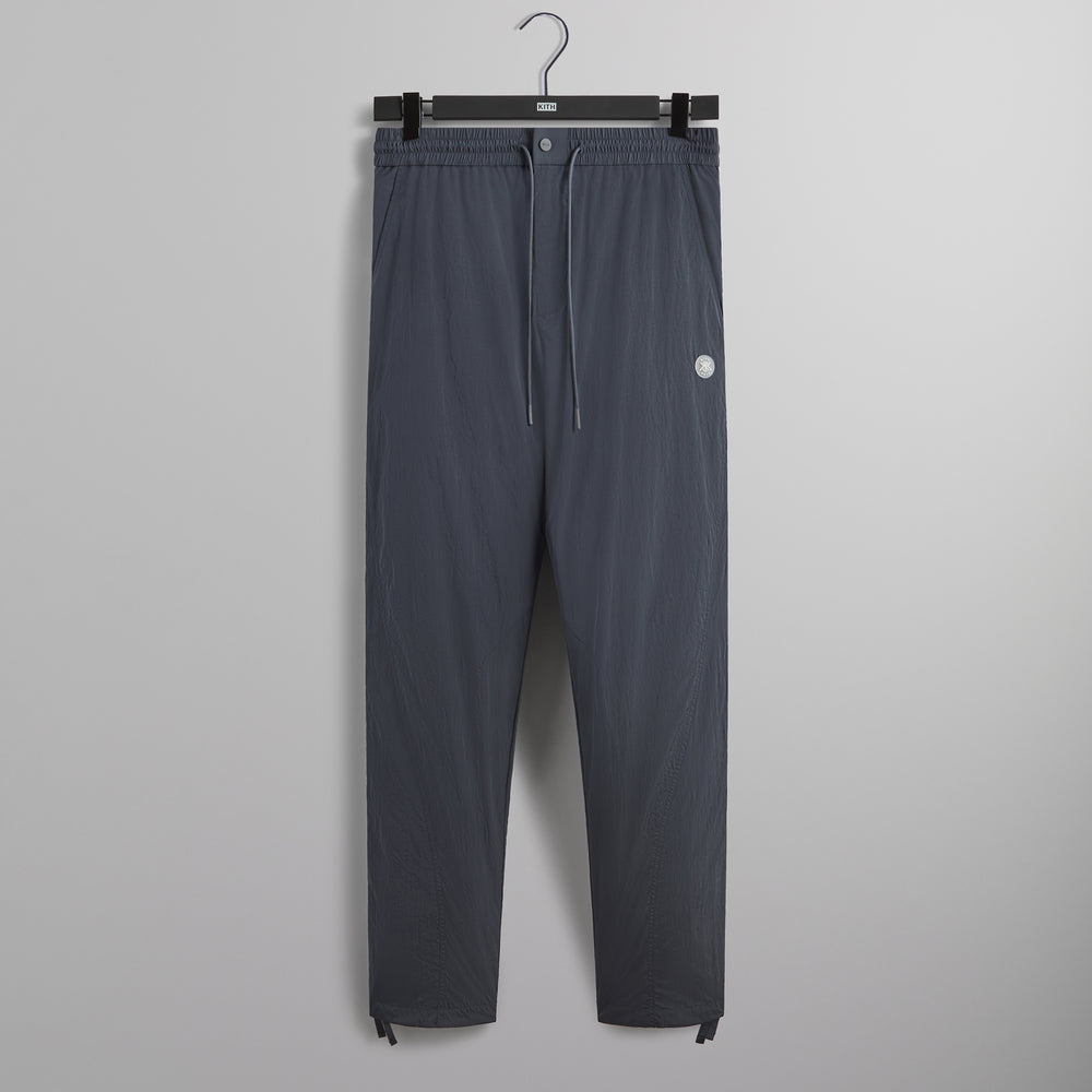 

Брюки Kith Wrinkle Nylon Mercer 8 Pant, цвет Torpedo