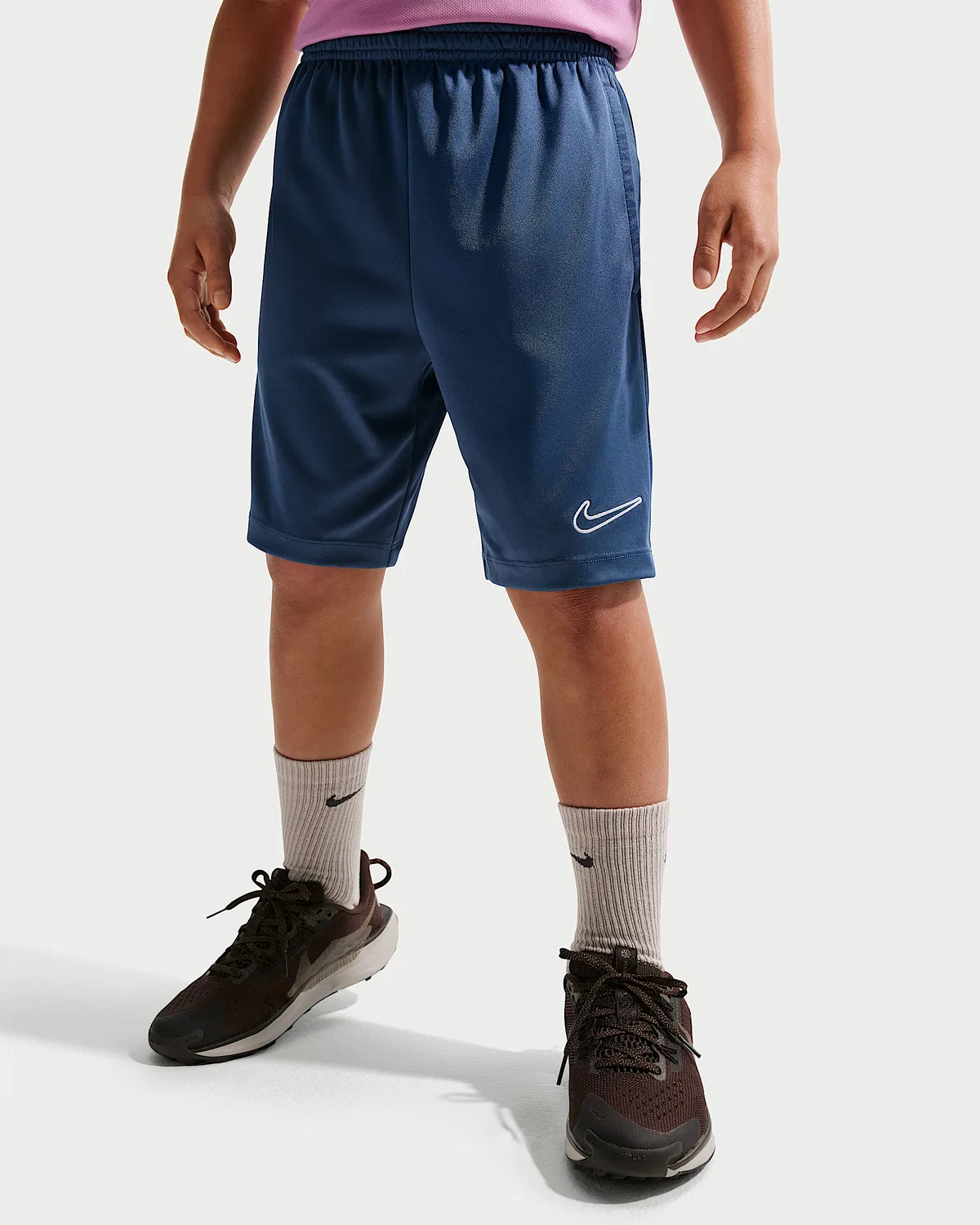 Большие детские тренировочные шорты Nike Trophy23 Dri-FIT, Mystic Navy/Mystic Navy/White — фото 2
