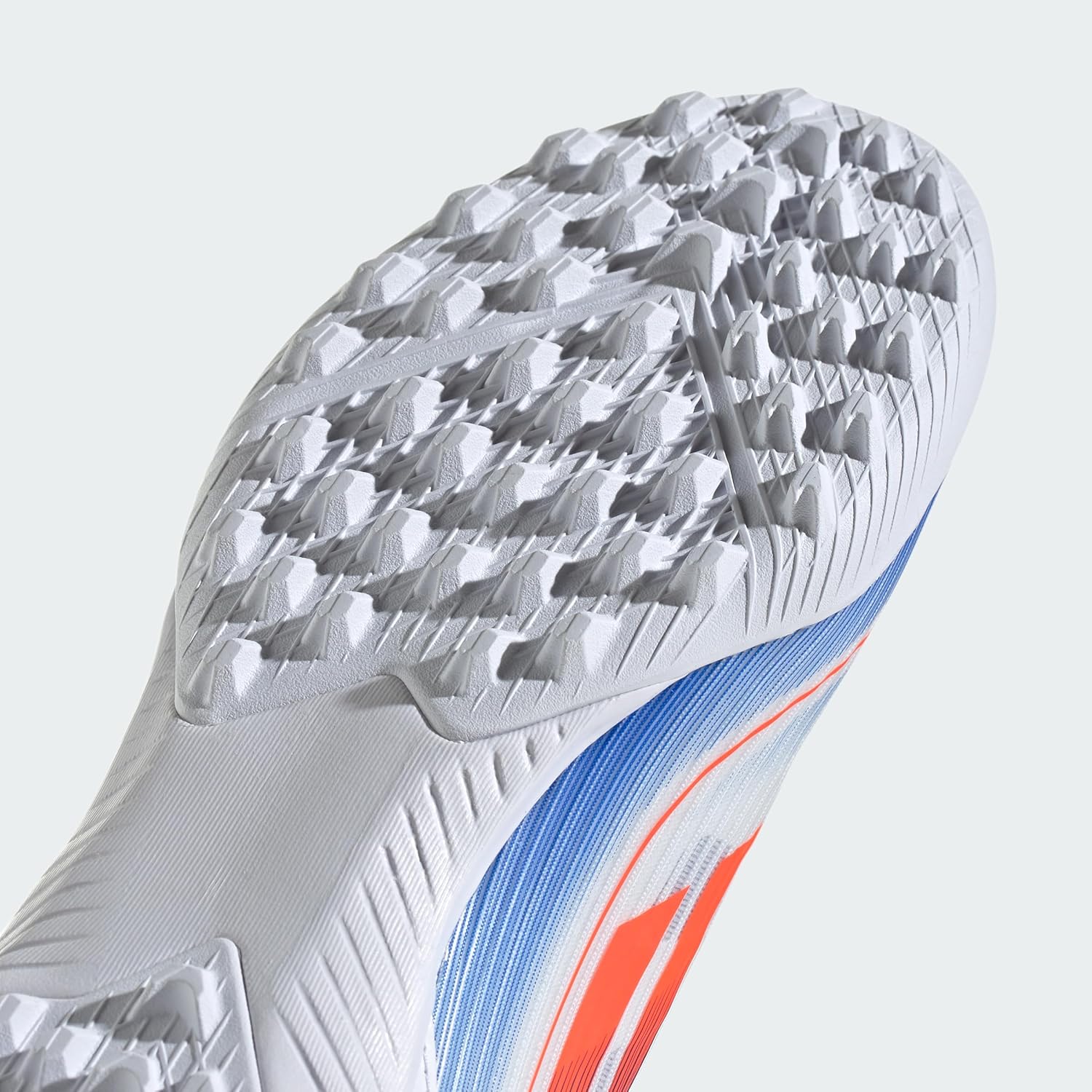 Мужские кроссовки Adidas F50 League Turf, белый/красный/синий — фото 4
