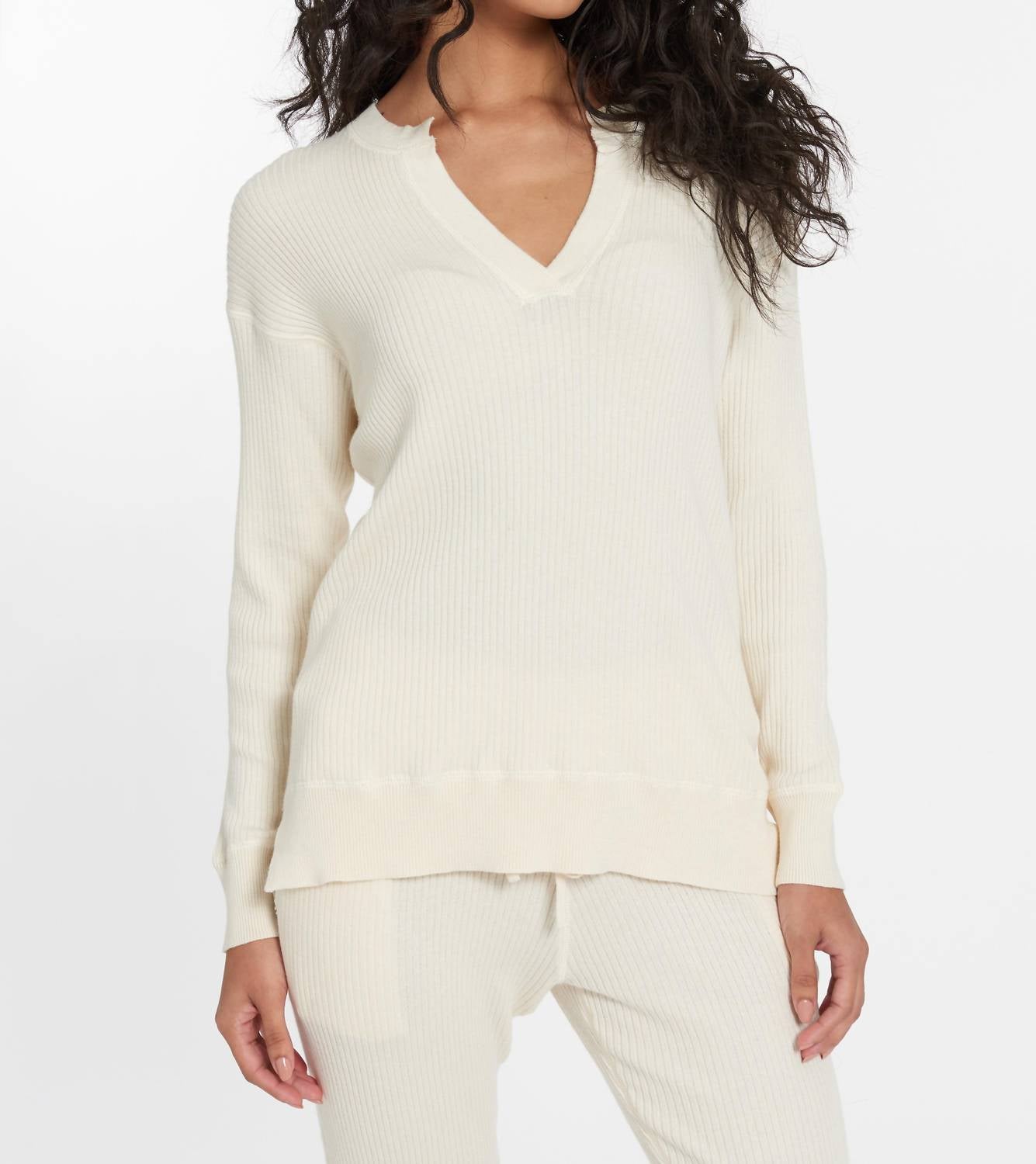 

Топ с разрезом на шее Cabo в винтажном белом LEIMERE