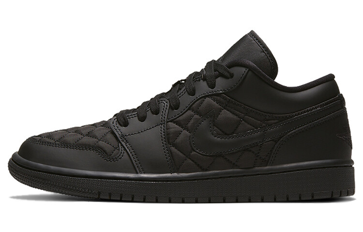 Кроссовки JORDAN 1 Low Triple Black Quilted Women's