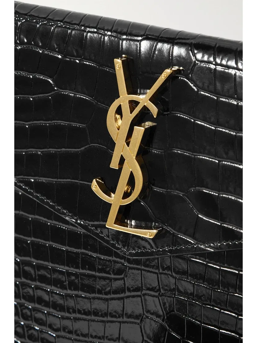 Клатч Uptown из лакированной кожи с тиснением под крокодила SAINT LAURENT, черный — фото 4