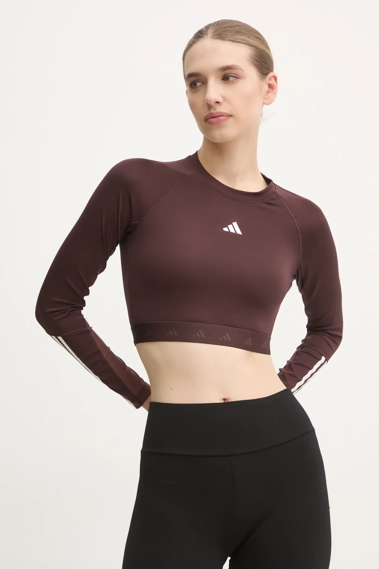 

Футболка с длинными рукавами adidas Performance, коричневый