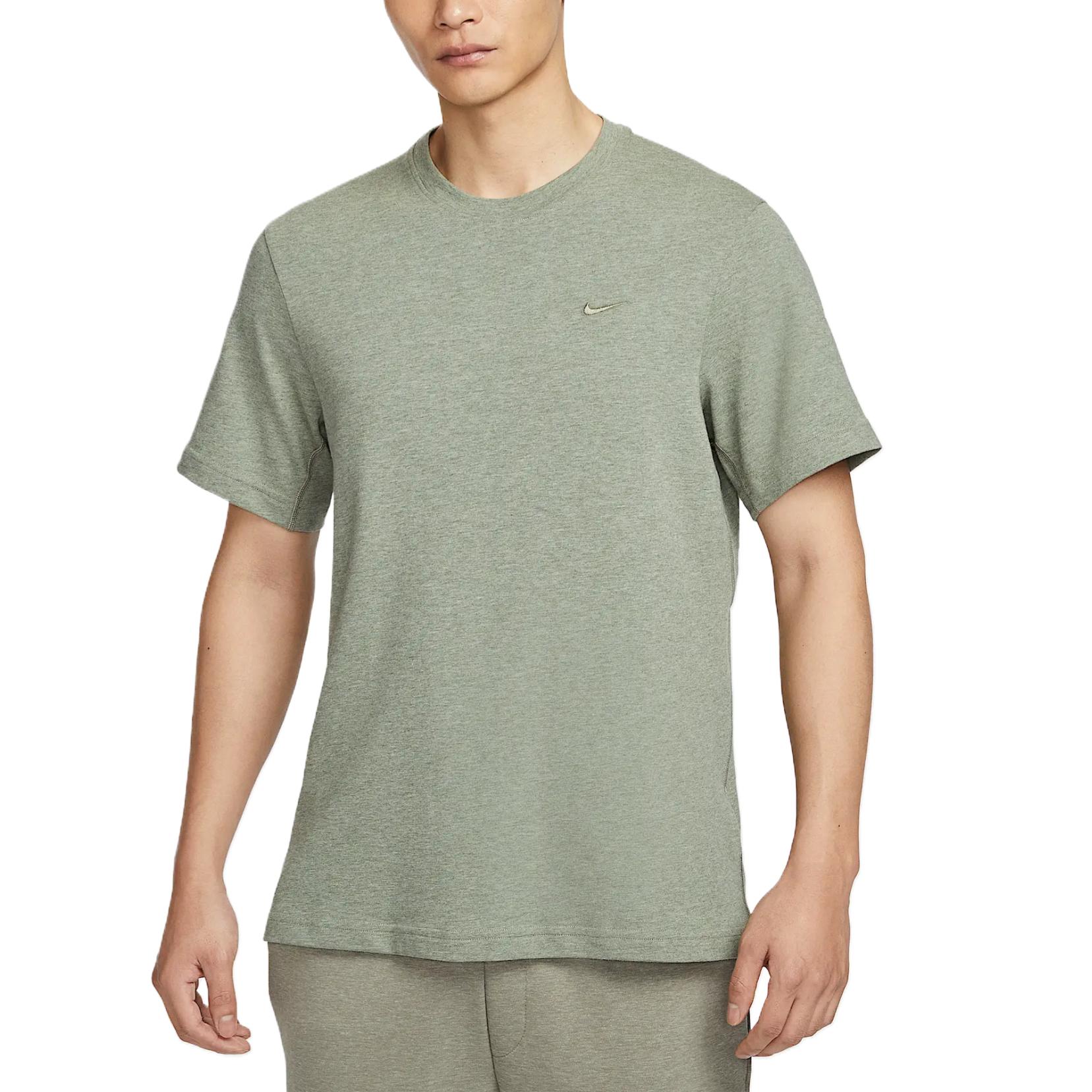 

Nike Мужская футболка Primary, светло-зеленого цвета, армейский зеленый/цветная регулировка