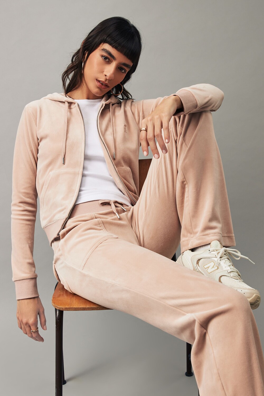 

Женская велюровая толстовка Robertson на молнии Juicy Couture, бежевый