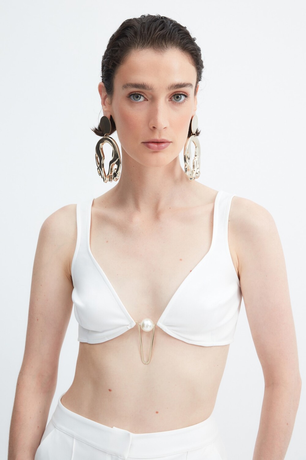 

X Zeynep Tosun Ecru İnci Accessory Подробное бюстье с завязками Trendyol, экрю