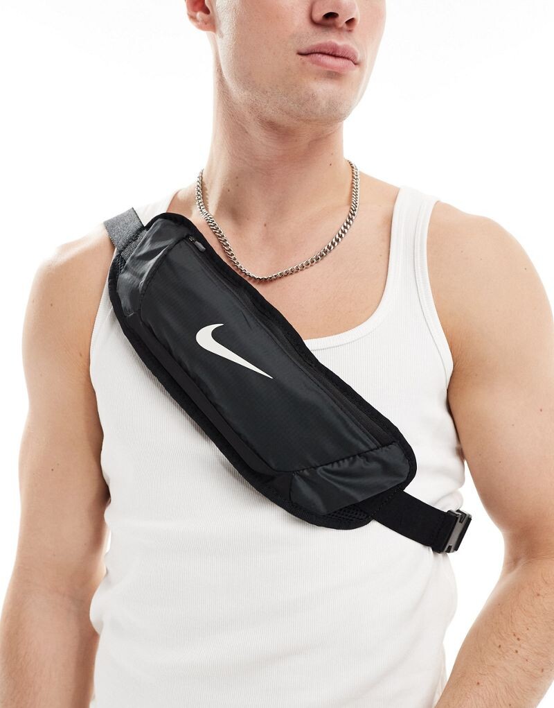 

Большая поясная сумка Nike Challenger 2.0 черного цвета